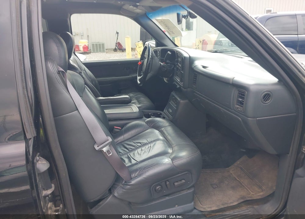 2000 CHEVROLET SILVERADO 1500 VIN: 1GCEK19T7YE311751