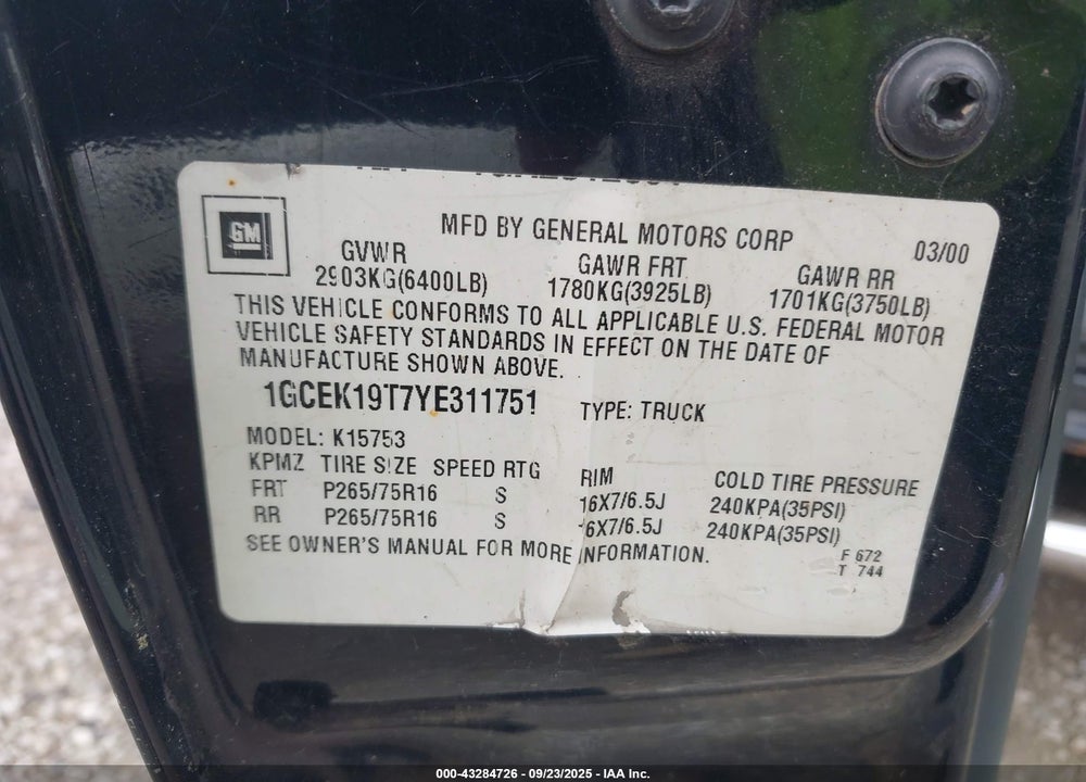 2000 CHEVROLET SILVERADO 1500 VIN: 1GCEK19T7YE311751