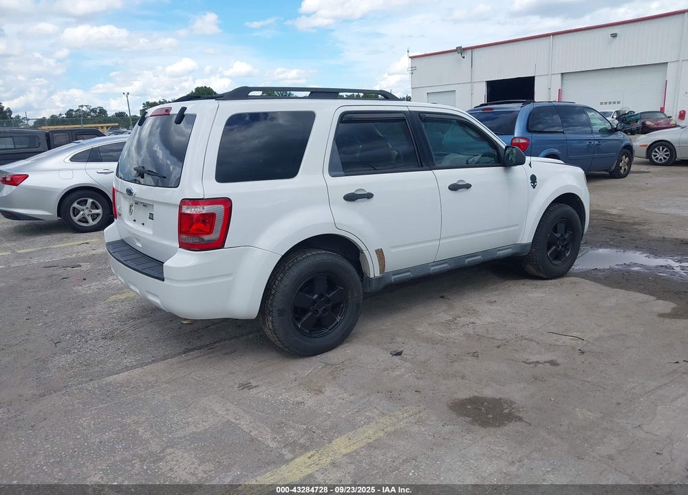 2010 FORD ESCAPE VIN: 1FMCU0D71AKD08109