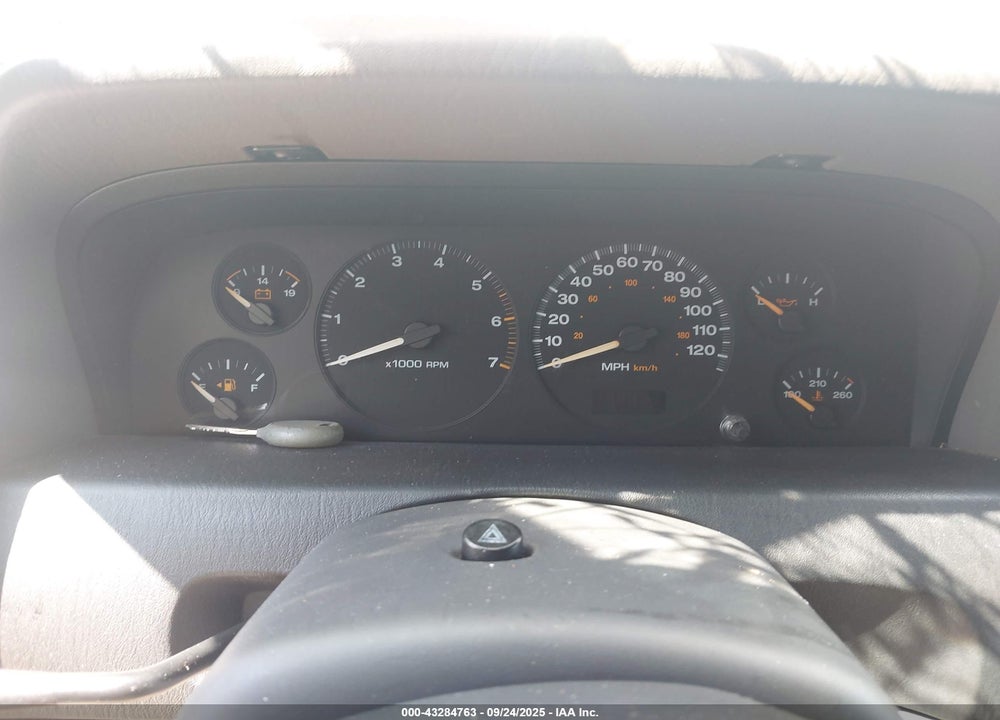 2004 JEEP GRAND CHEROKEE VIN: 1J4GX48S04C375778