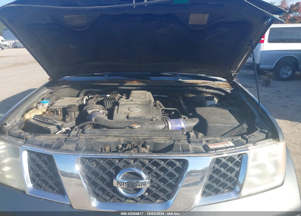 2005 NISSAN PATHFINDER SE VIN: 5N1AR18W45C783284