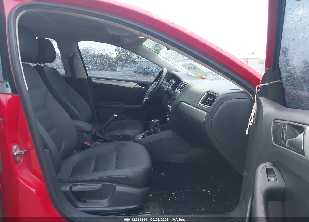 2012 VOLKSWAGEN JETTA VIN: 3VWLL7AJ7CM391893