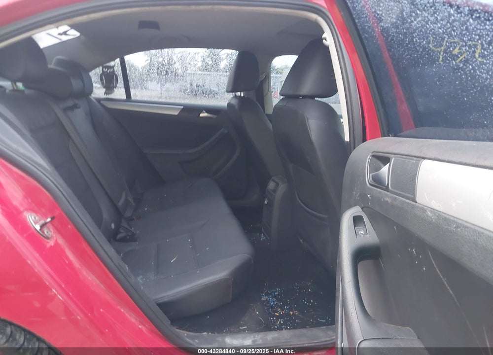 2012 VOLKSWAGEN JETTA VIN: 3VWLL7AJ7CM391893