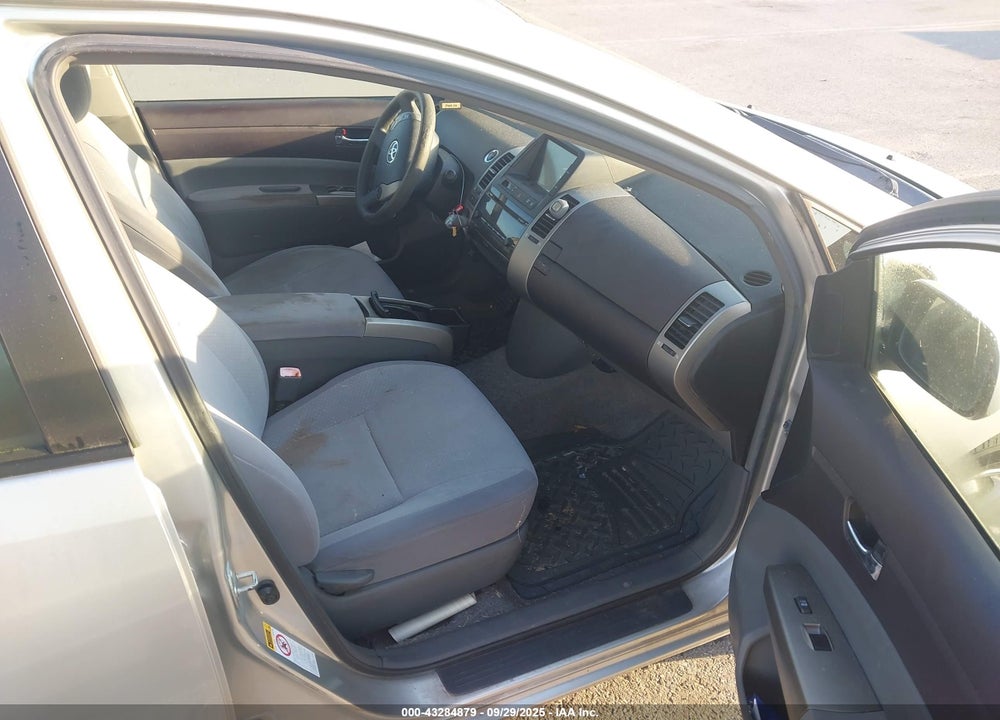 2005 TOYOTA PRIUS VIN: JTDKB20U857045994