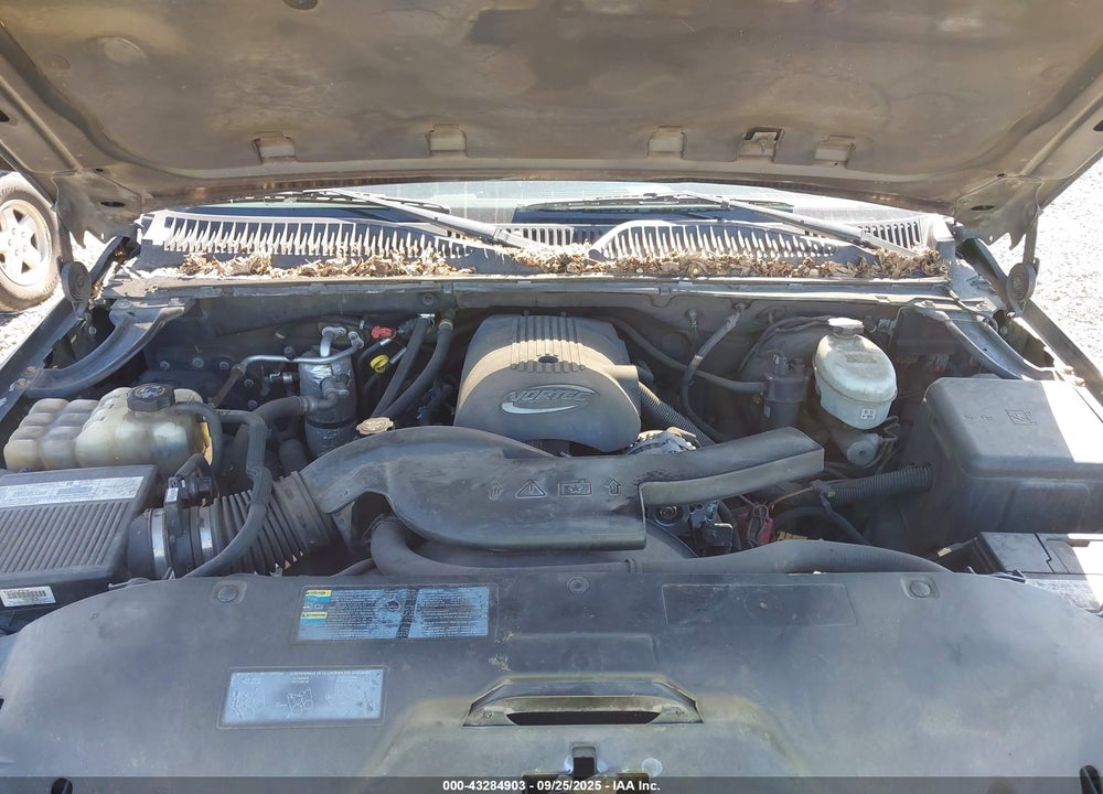 2003 GMC YUKON SLE VIN: 1GKEK13TX3R242634