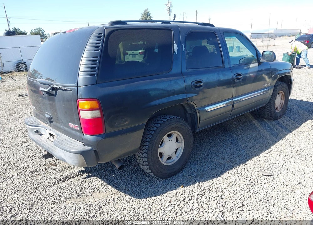 2003 GMC YUKON SLE VIN: 1GKEK13TX3R242634
