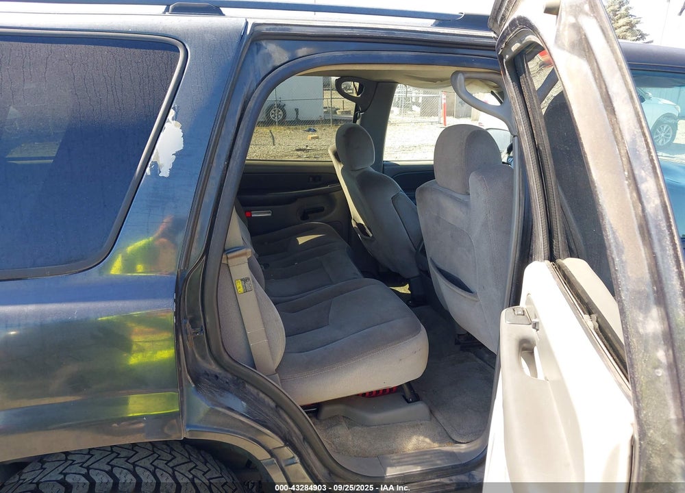 2003 GMC YUKON SLE VIN: 1GKEK13TX3R242634
