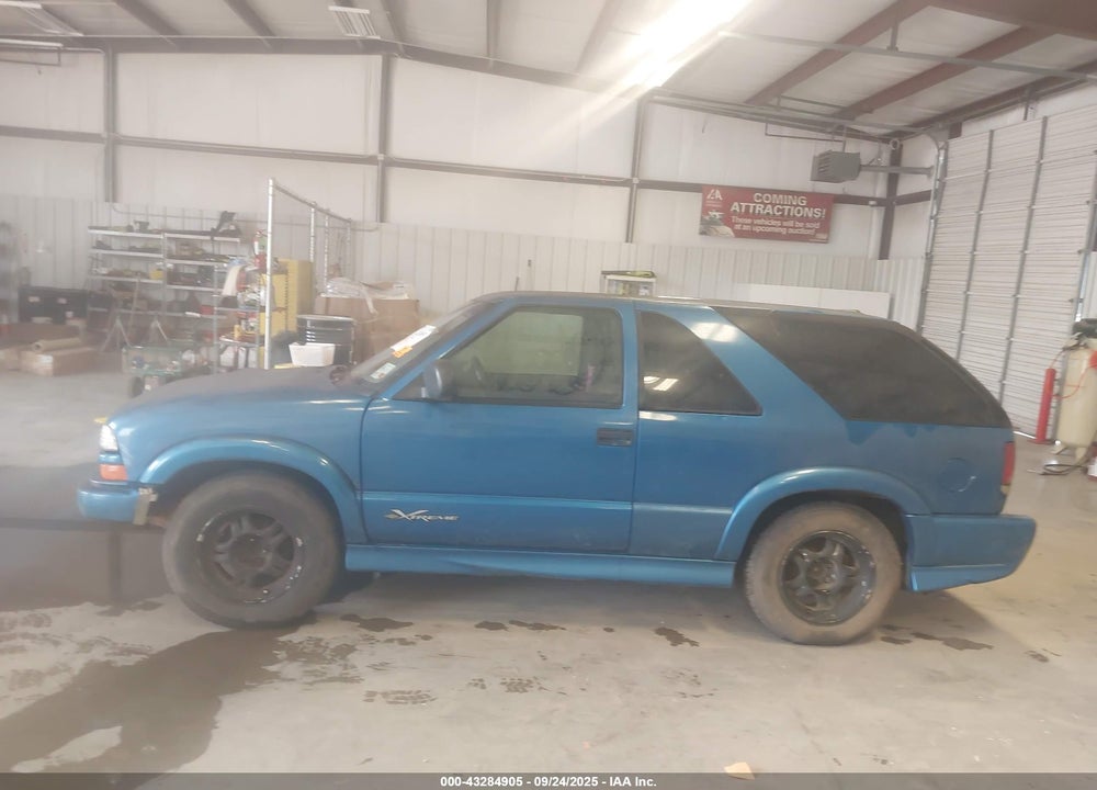 2001 CHEVROLET BLAZER XTREME VIN: 1GNCS18W71K228533