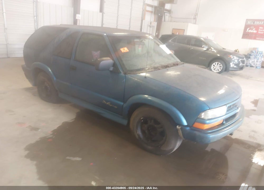 2001 CHEVROLET BLAZER XTREME VIN: 1GNCS18W71K228533