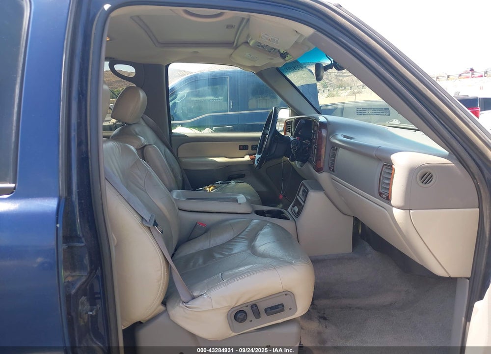2002 GMC YUKON SLT VIN: 1GKEC13T82R305192