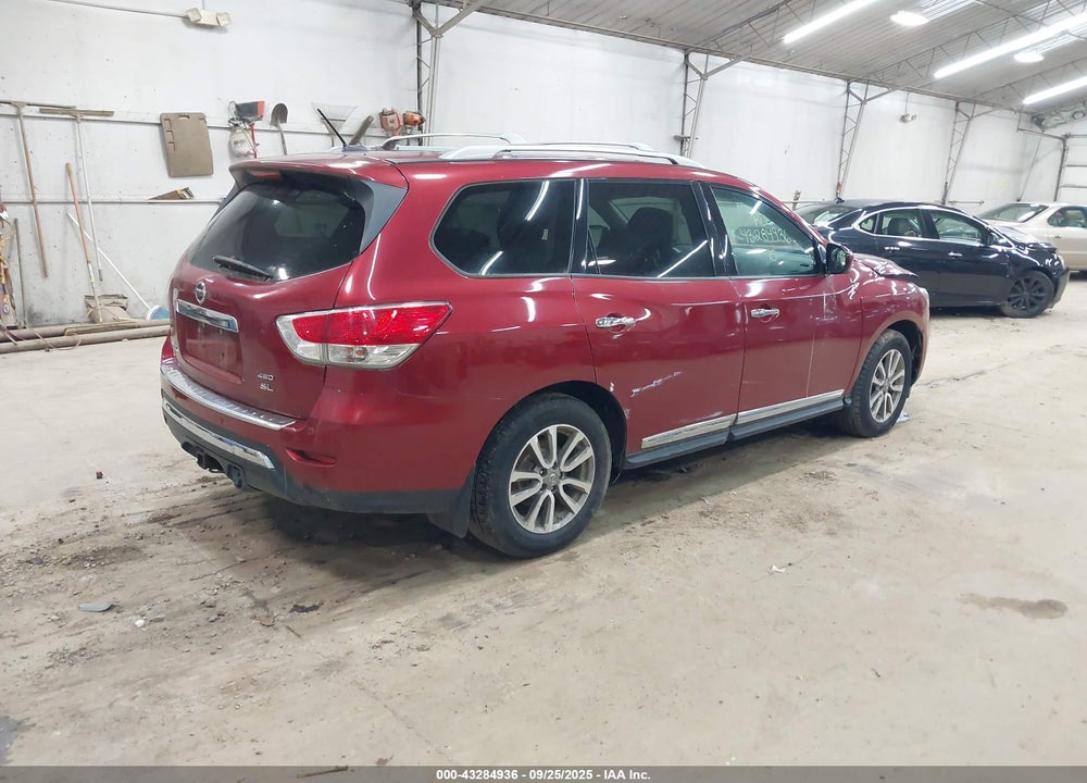 2015 NISSAN PATHFINDER SL VIN: 5N1AR2MM1FC700826
