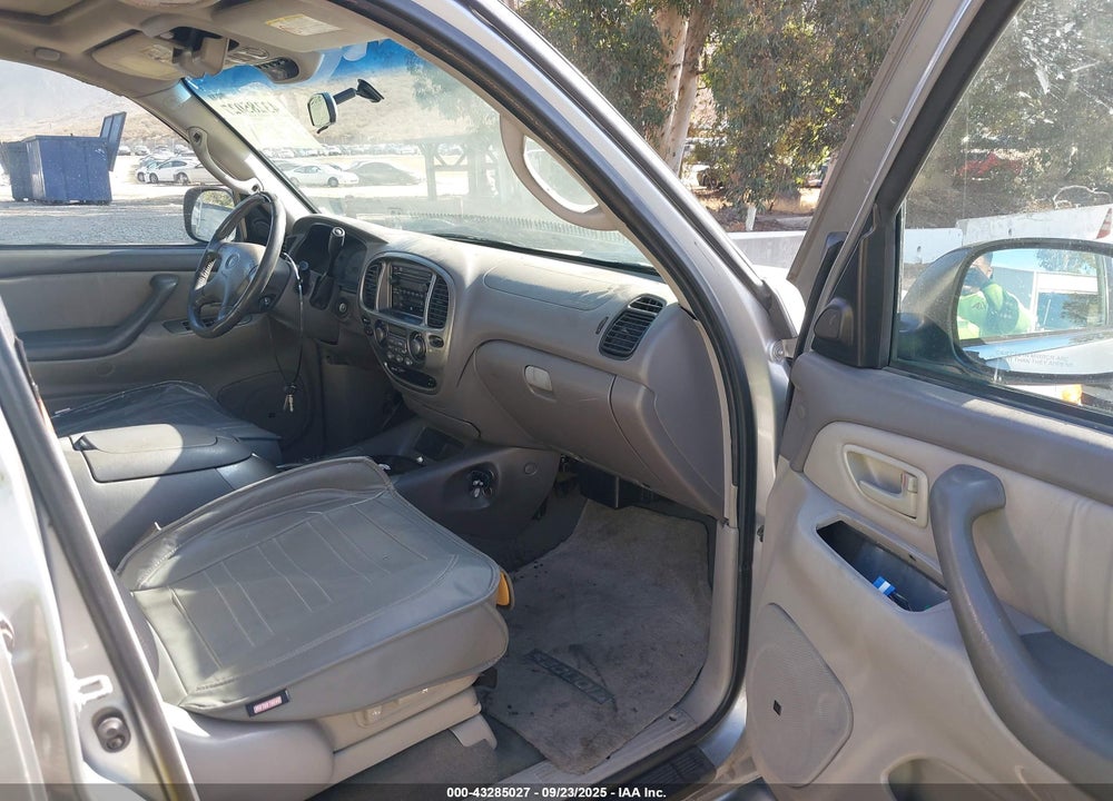 2002 TOYOTA SEQUOIA LIMITED V8 VIN: 5TDZT38A82S120738