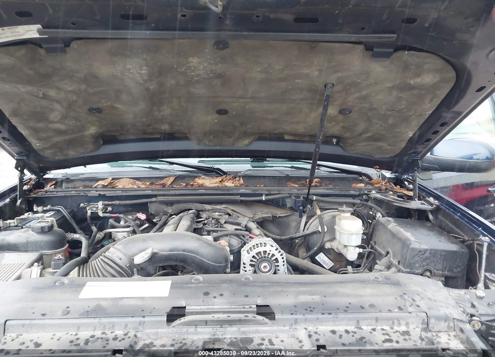 2007 GMC YUKON VIN: 1GKFC13087R100070