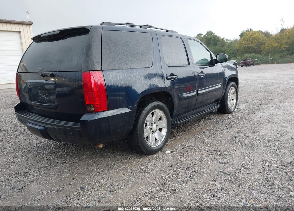 2007 GMC YUKON VIN: 1GKFC13087R100070