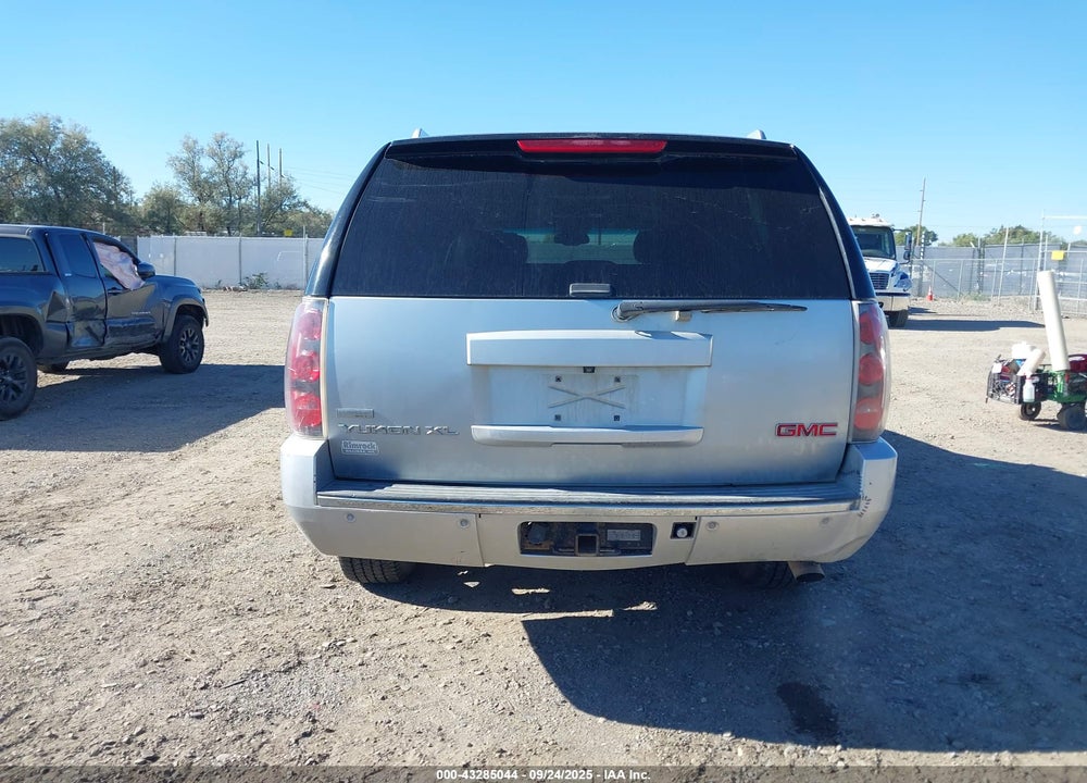 2012 GMC YUKON XL VIN: 1GKS2MEF1CR155409
