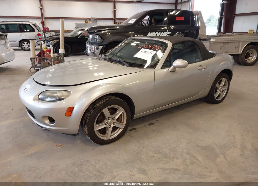2006 MAZDA MX-5 VIN: JM1NC25F960105649