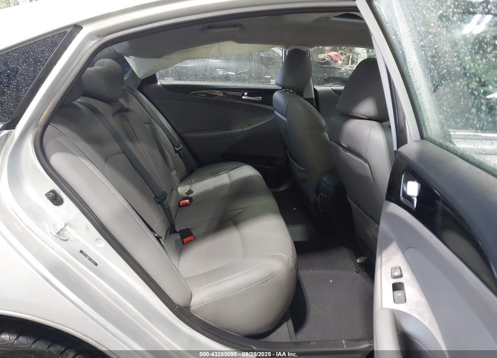 2014 HYUNDAI SONATA VIN: 5NPEC4AB8EH895350