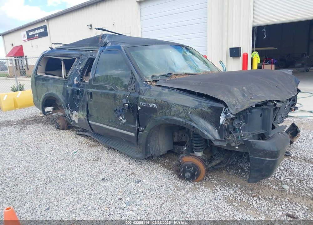 2005 FORD EXCURSION LIMITED VIN: 1FMNU42LX5ED43932