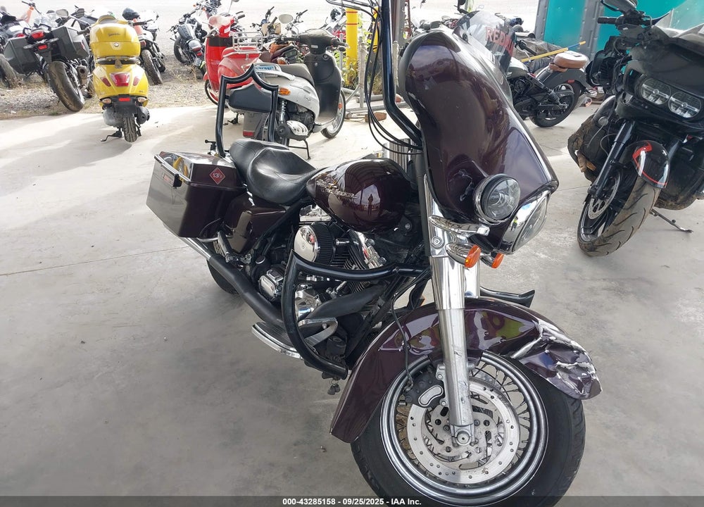 2006 HARLEY-DAVIDSON FLHXI CALIFORNIA VIN: 1HD1KBW366Y652867
