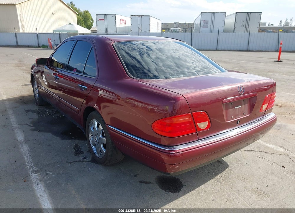 1999 MERCEDES-BENZ E 320 VIN: WDBJF65H7XA751653