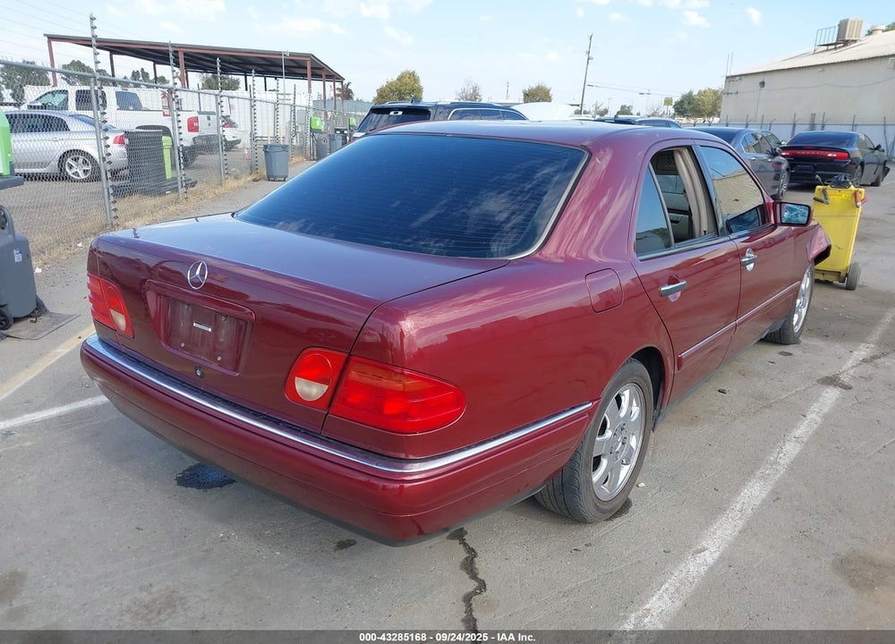 1999 MERCEDES-BENZ E 320 VIN: WDBJF65H7XA751653