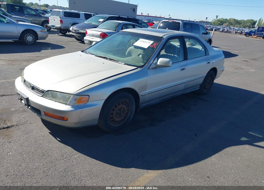 1997 HONDA ACCORD SE VIN: 1HGCD5601VA236102