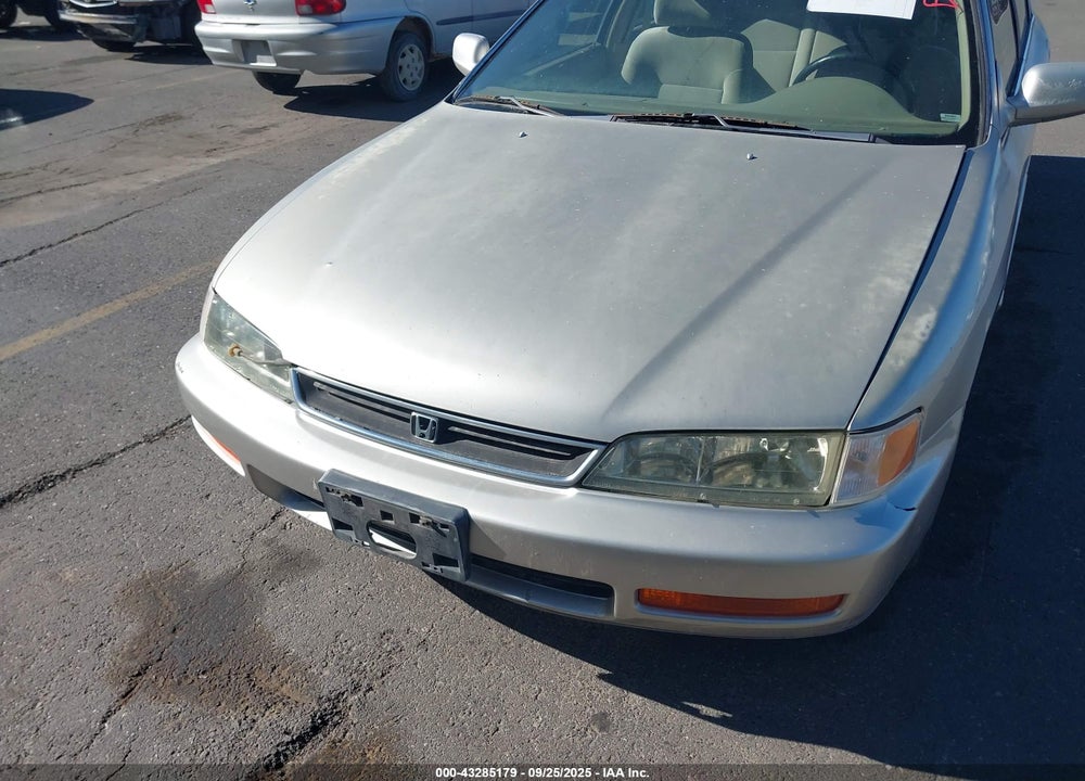 1997 HONDA ACCORD SE VIN: 1HGCD5601VA236102
