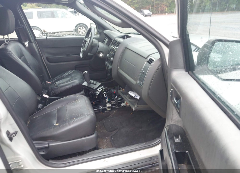 2009 FORD ESCAPE VIN: 1FMCU94759KC26836