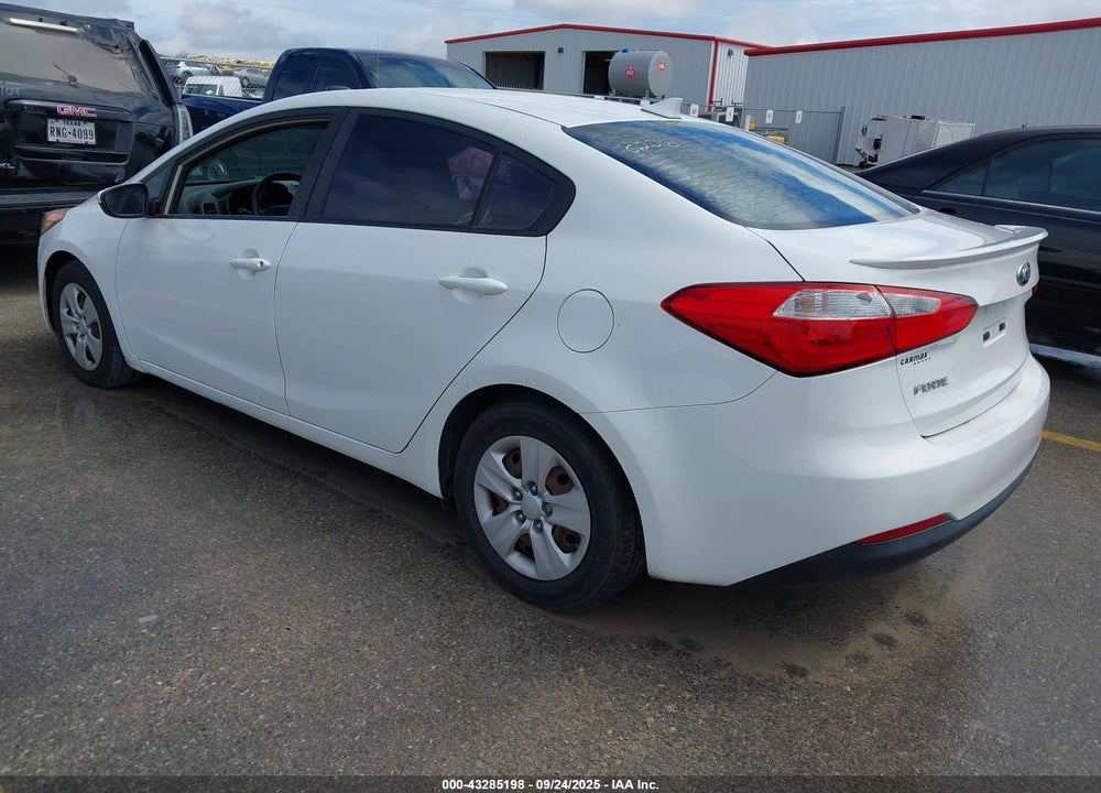 2016 KIA FORTE LX VIN: KNAFK4A68G5578226