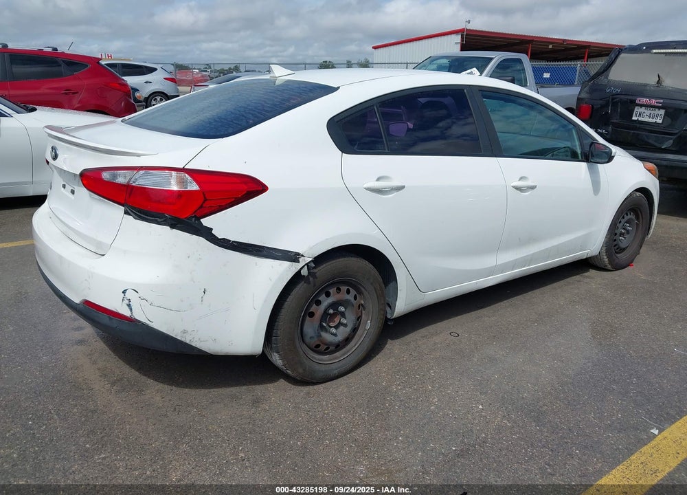 2016 KIA FORTE LX VIN: KNAFK4A68G5578226