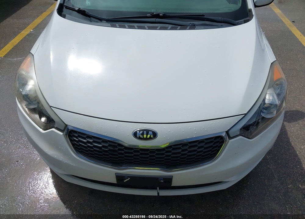 2016 KIA FORTE LX VIN: KNAFK4A68G5578226