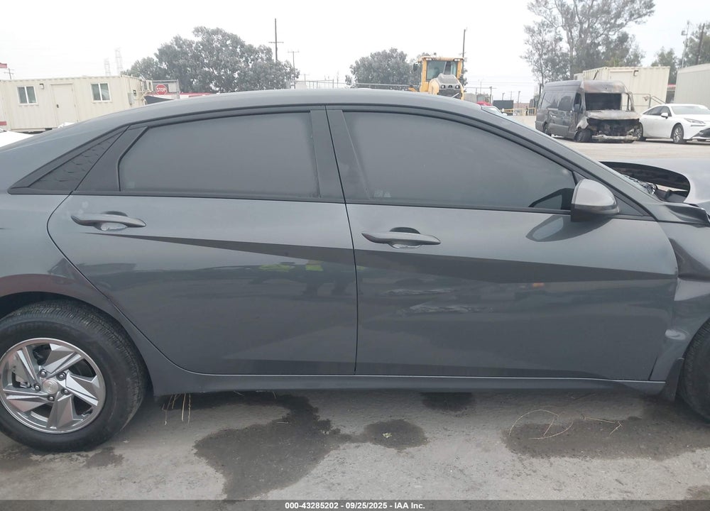 2025 HYUNDAI ELANTRA VIN: KMHLL4DGXSU014580