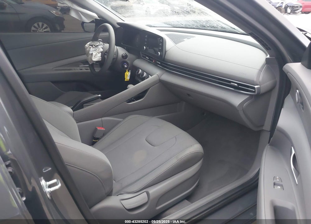 2025 HYUNDAI ELANTRA VIN: KMHLL4DGXSU014580