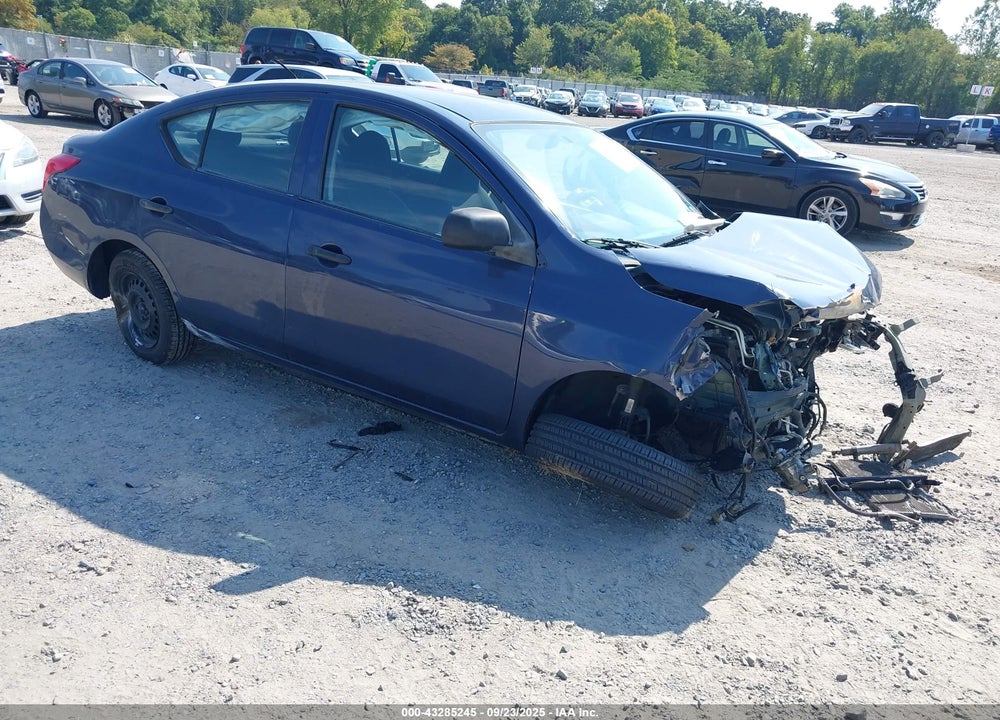 2012 NISSAN VERSA 1.6 S VIN: 3N1CN7AP0CL810919