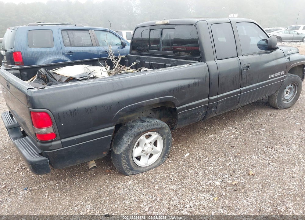 2001 DODGE RAM 1500 ST VIN: 3B7HC13Y21M279452