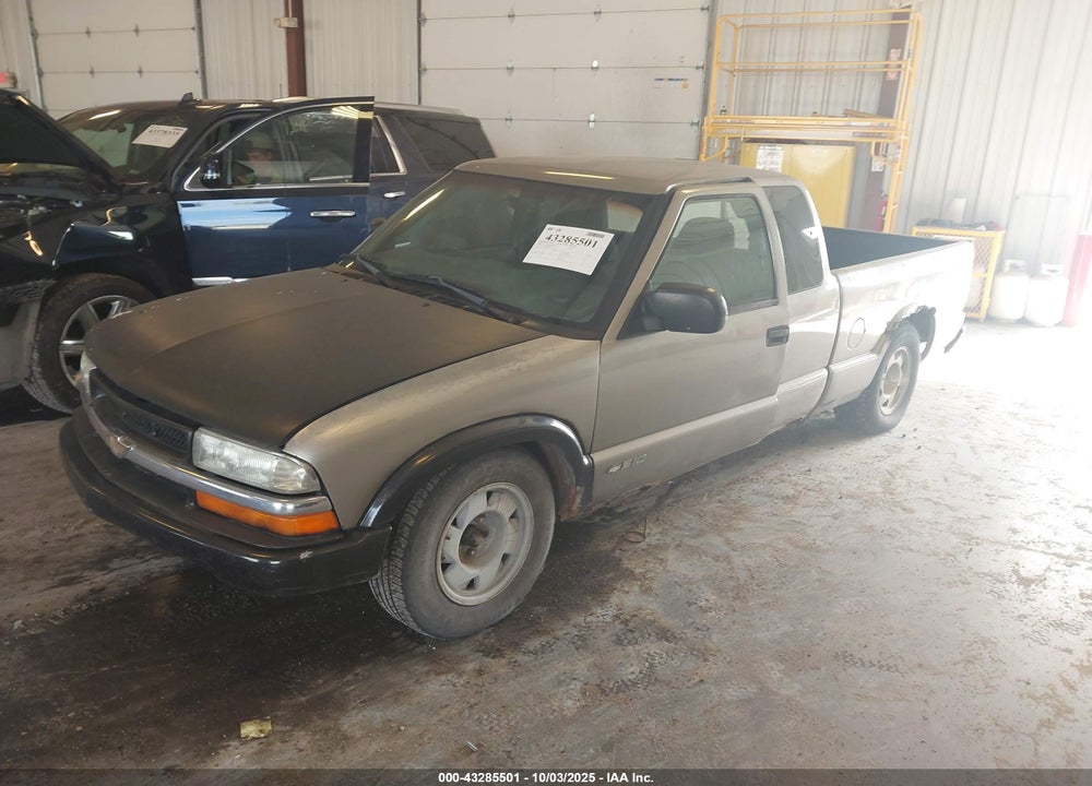 2003 CHEVROLET S-10 LS VIN: 1GCCS19X938164933