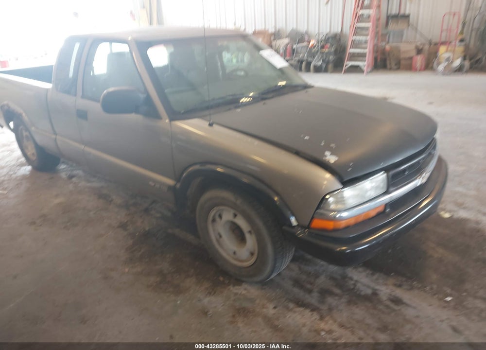 2003 CHEVROLET S-10 LS VIN: 1GCCS19X938164933