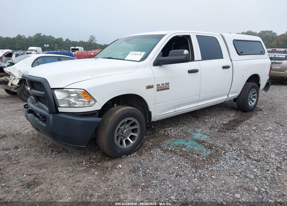 2015 RAM 2500 TRADESMAN VIN: 3C6TR4CT2FG638357