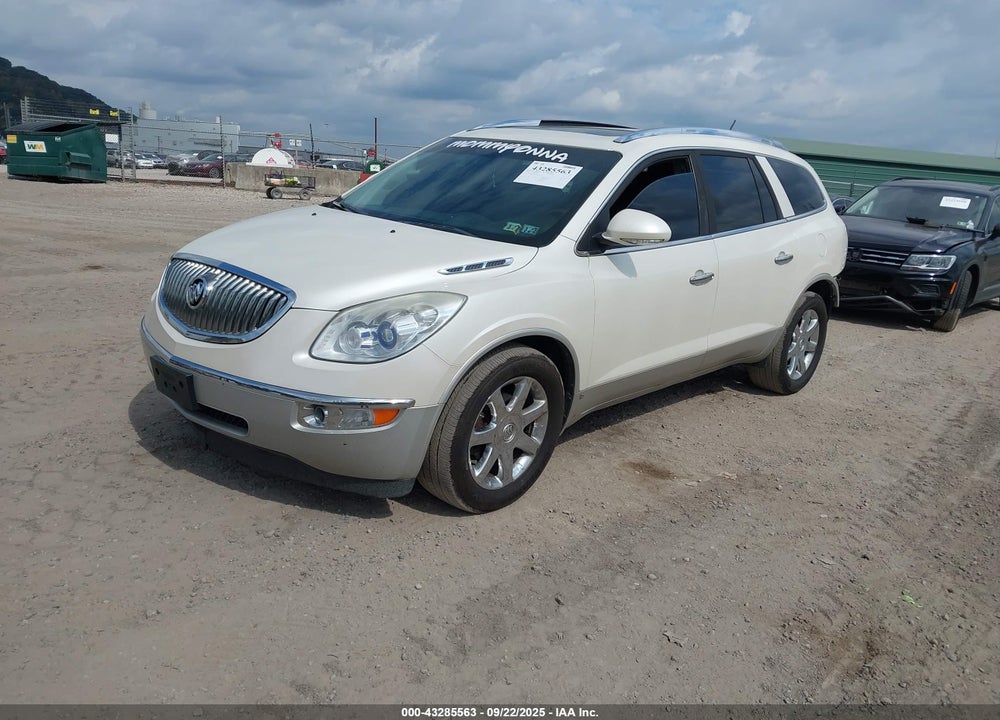 2008 BUICK ENCLAVE CXL VIN: 5GAER23788J245720