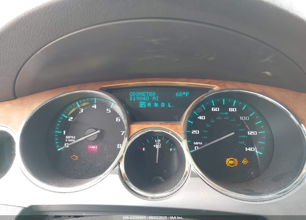 2008 BUICK ENCLAVE CXL VIN: 5GAER23788J245720
