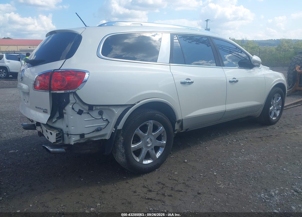 2008 BUICK ENCLAVE CXL VIN: 5GAER23788J245720