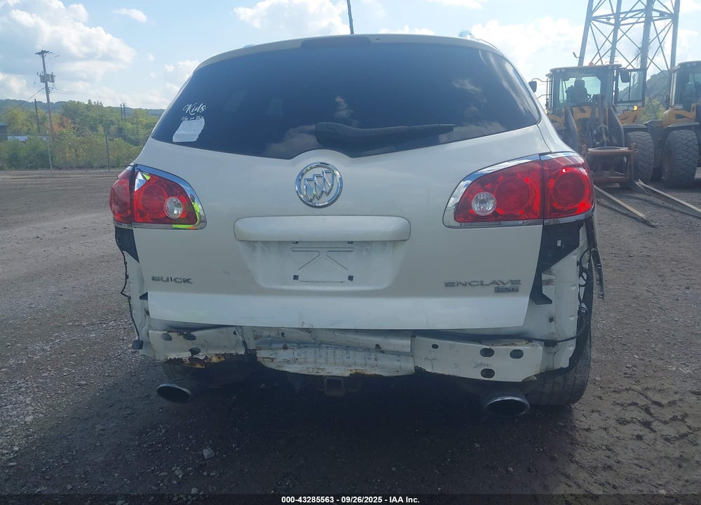 2008 BUICK ENCLAVE CXL VIN: 5GAER23788J245720