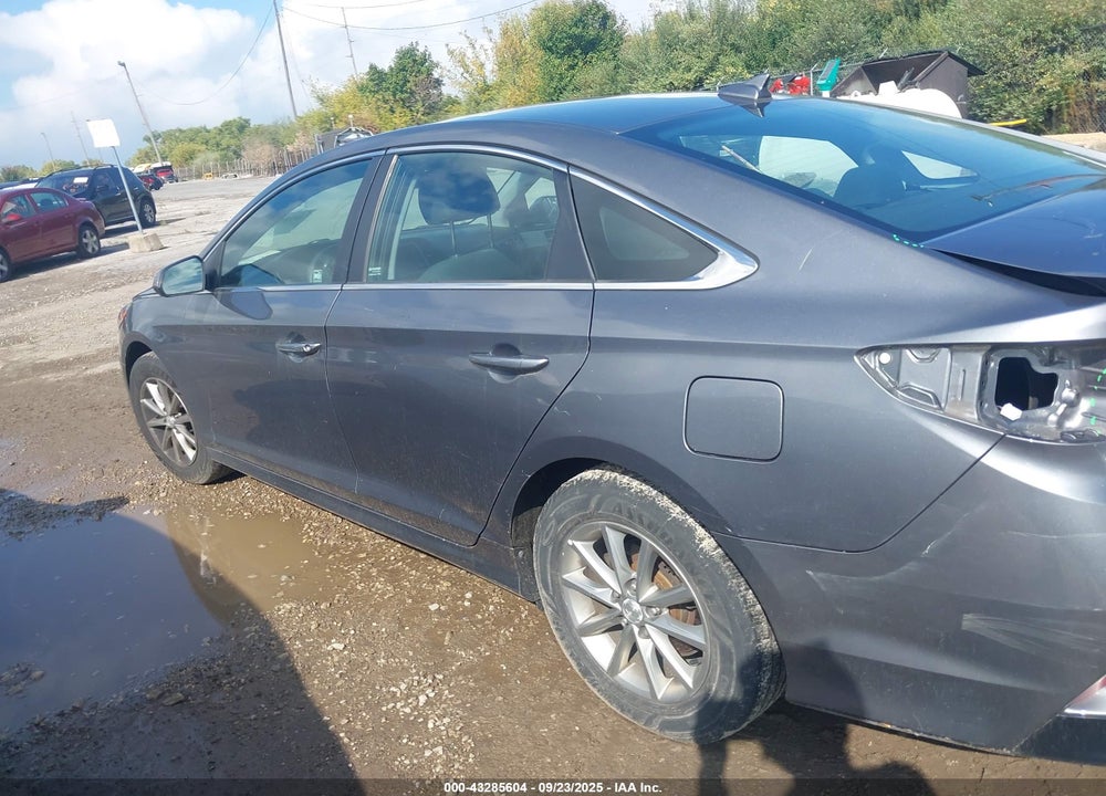 2018 HYUNDAI SONATA VIN: 5NPE24AF0JH664488