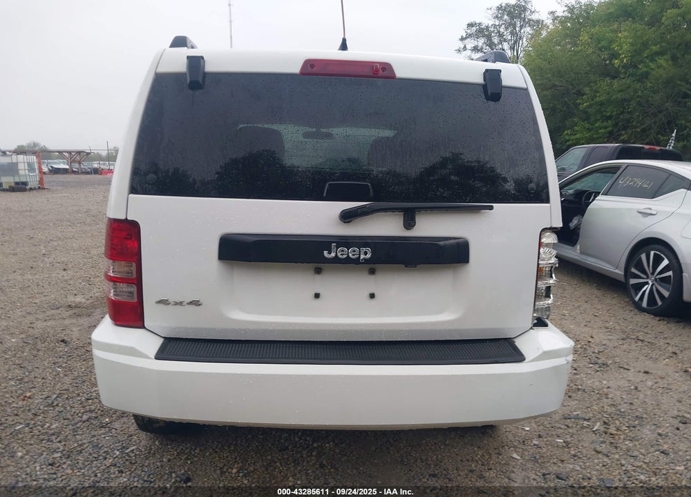 2012 JEEP LIBERTY VIN: 1C4PJMAK5CW137553