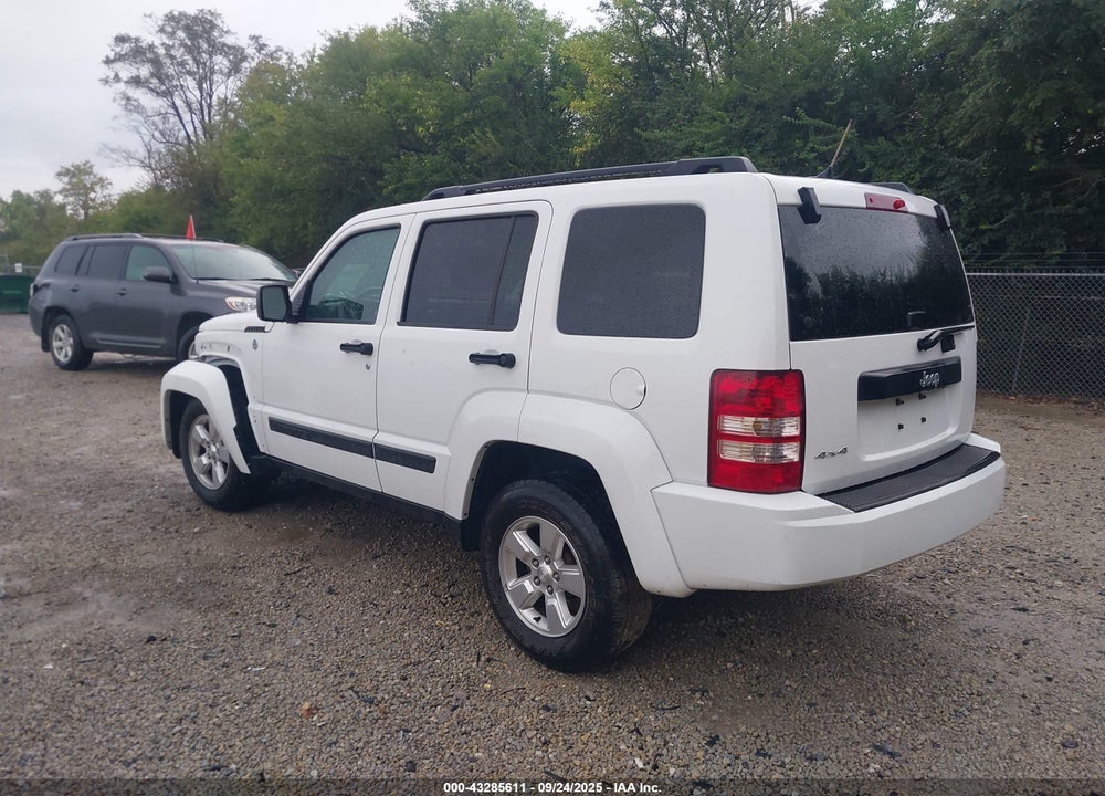 2012 JEEP LIBERTY VIN: 1C4PJMAK5CW137553