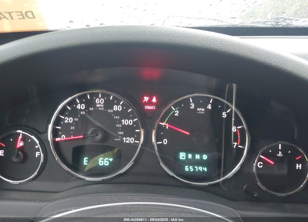 2012 JEEP LIBERTY VIN: 1C4PJMAK5CW137553