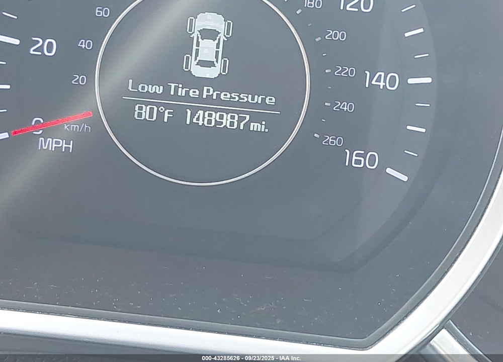 2015 KIA OPTIMA VIN: KNAGM4A77F5621850