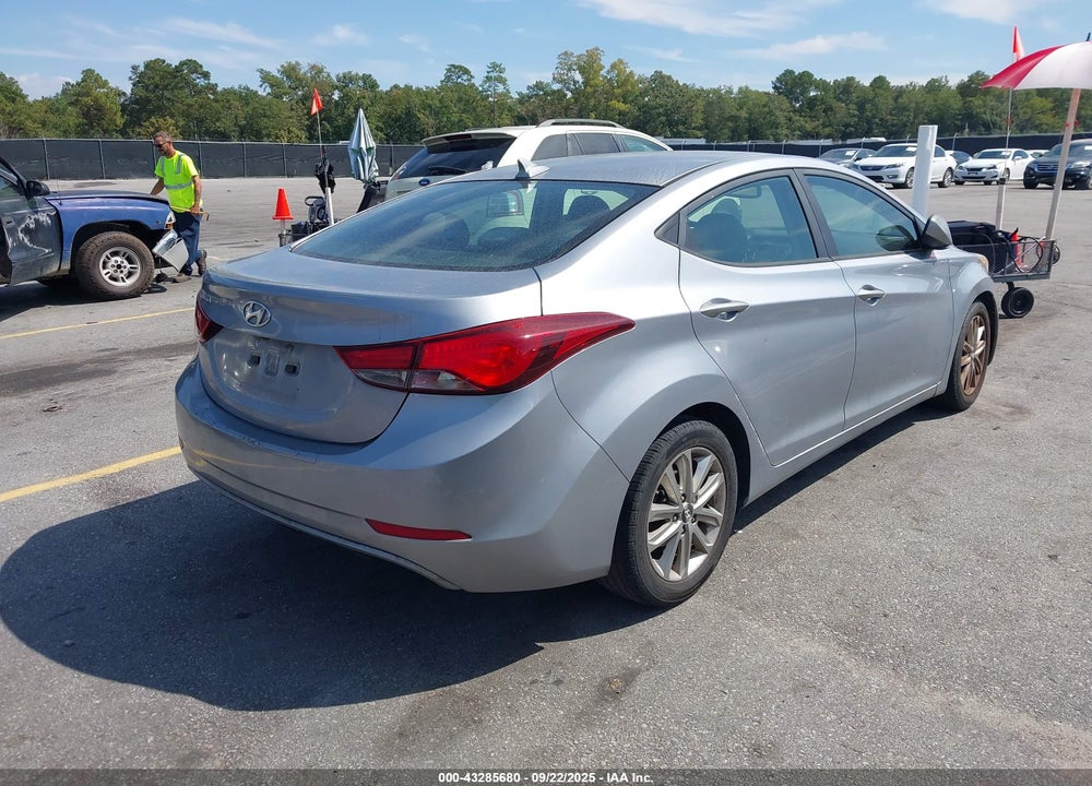 2015 HYUNDAI ELANTRA SE VIN: 5NPDH4AE6FH614302