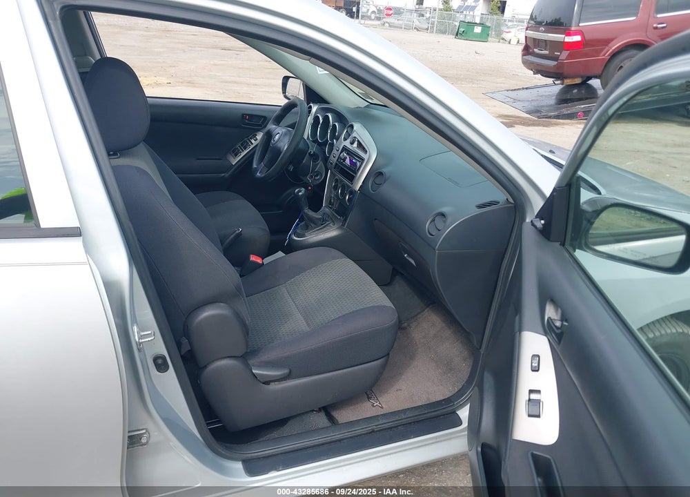 2007 TOYOTA MATRIX VIN: 2T1KR32E97C650616