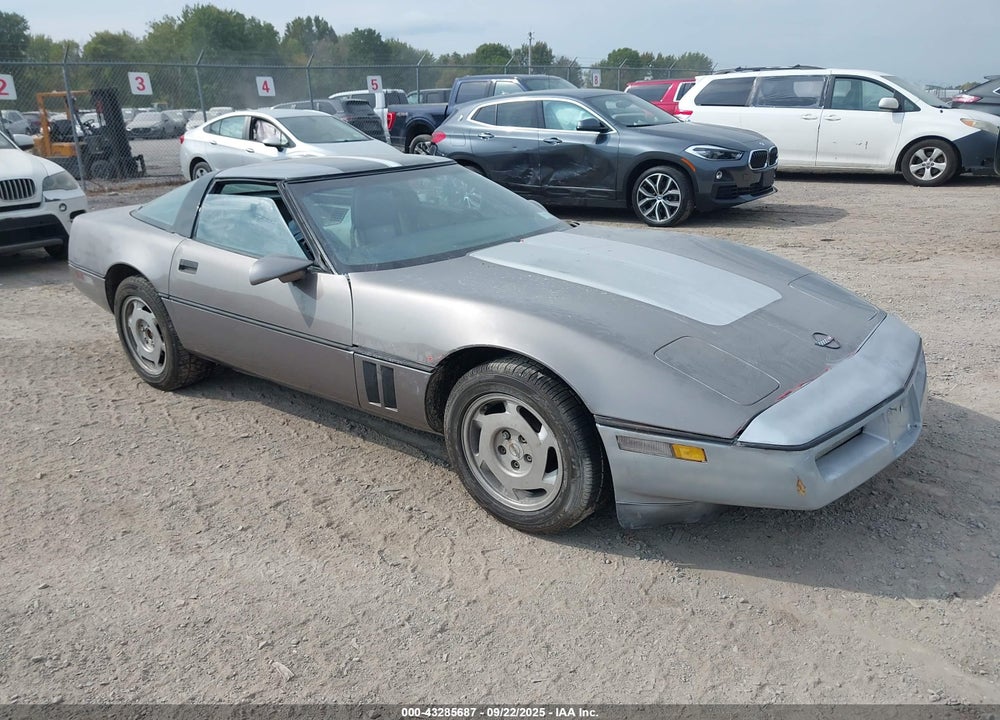 1988 CHEVROLET CORVETTE VIN: 1G1YY2187J5105482